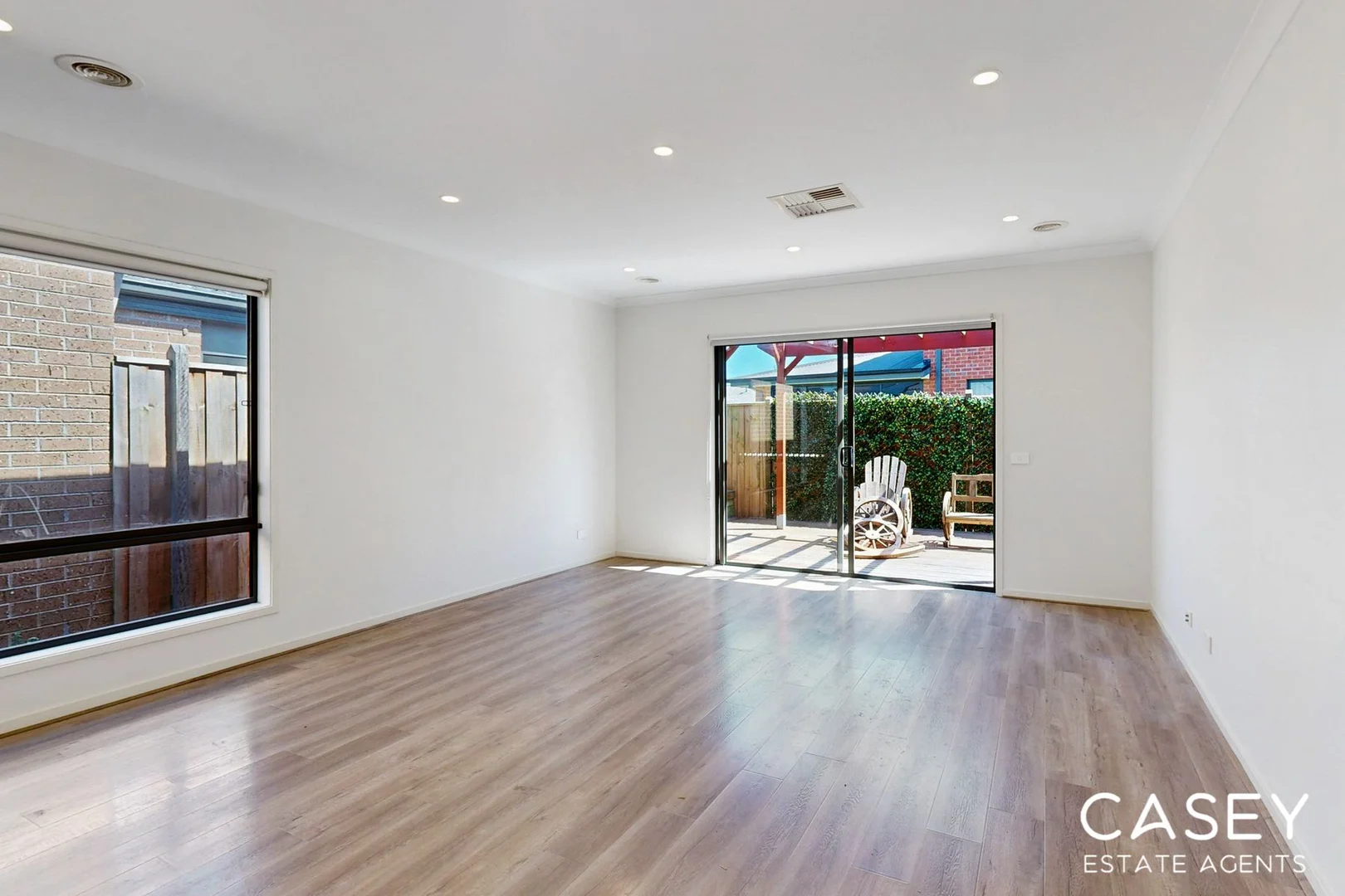 Additional image 4 of 28 Grande Belmond Avenue, Clyde VIC 3978