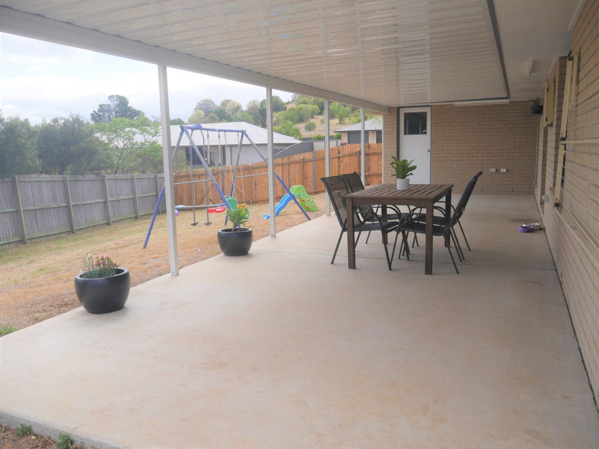 33 Banksia Drive, Kingaroy QLD 4610, Image 1