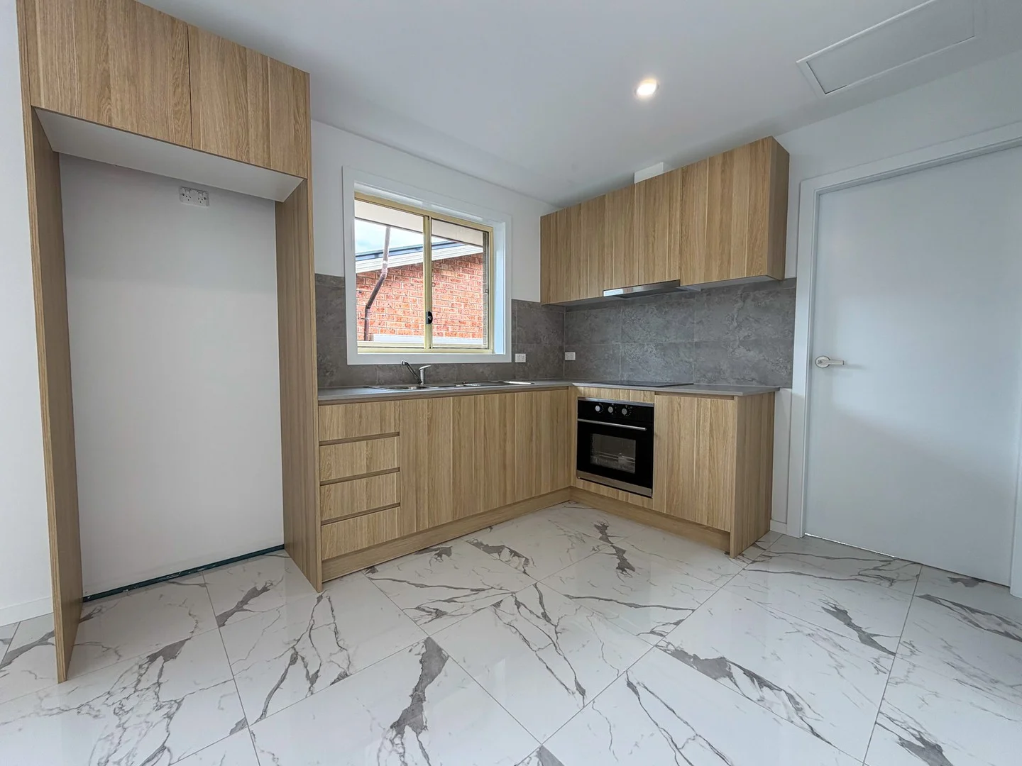 Primary image of 4a Page Close, Minto NSW 2566