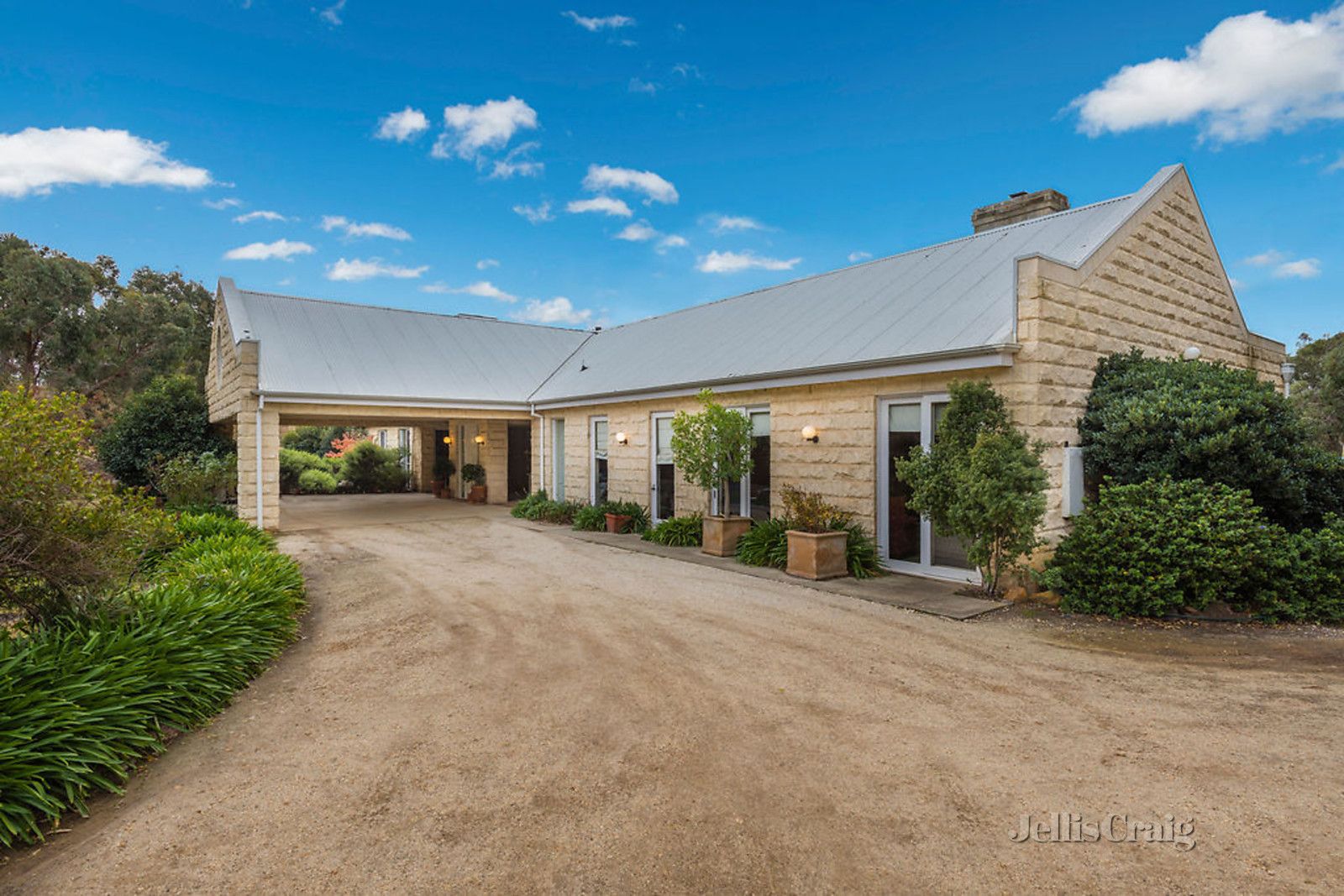 Lancefield VIC 3435 House for Sale 1,200,000 Domain