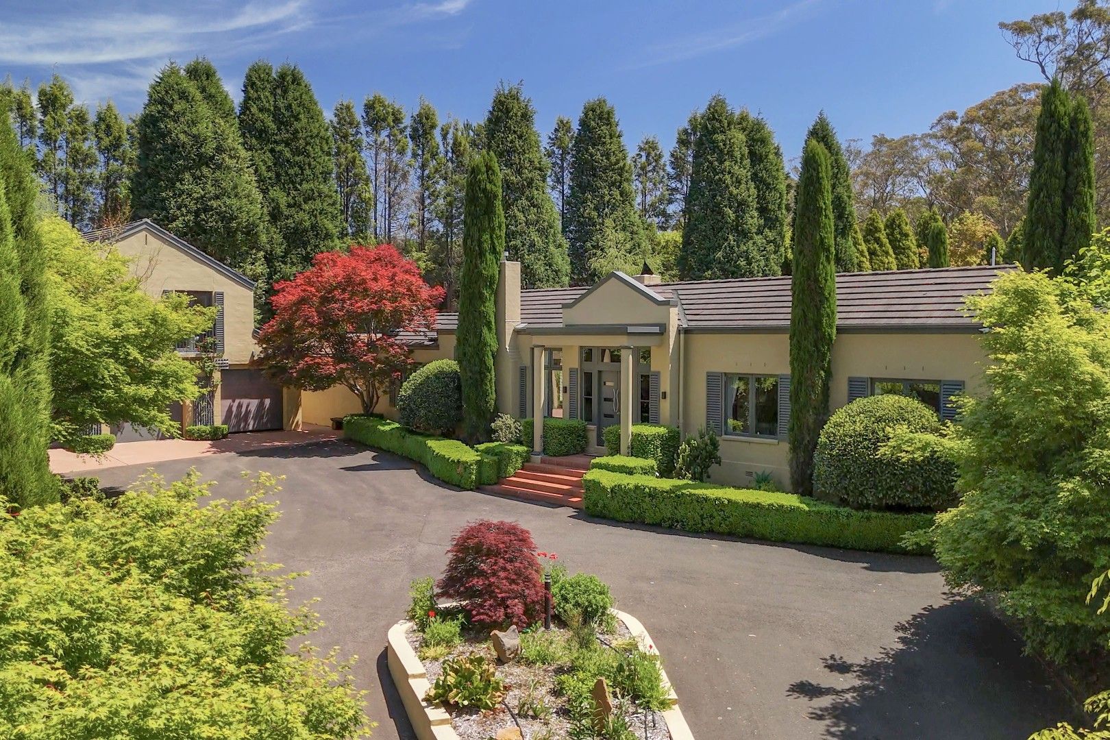 Bowral NSW 2576 5 beds house for Sale, Price Guide 6,400,000