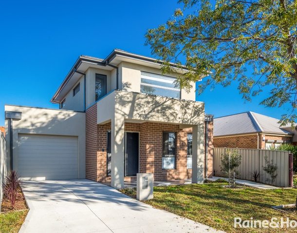 24 Great Barr Crescent, Caroline Springs VIC 3023