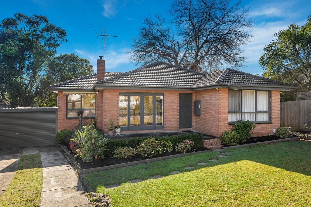 3 bedrooms House in 22 Lockhart Road RINGWOOD NORTH VIC, 3134