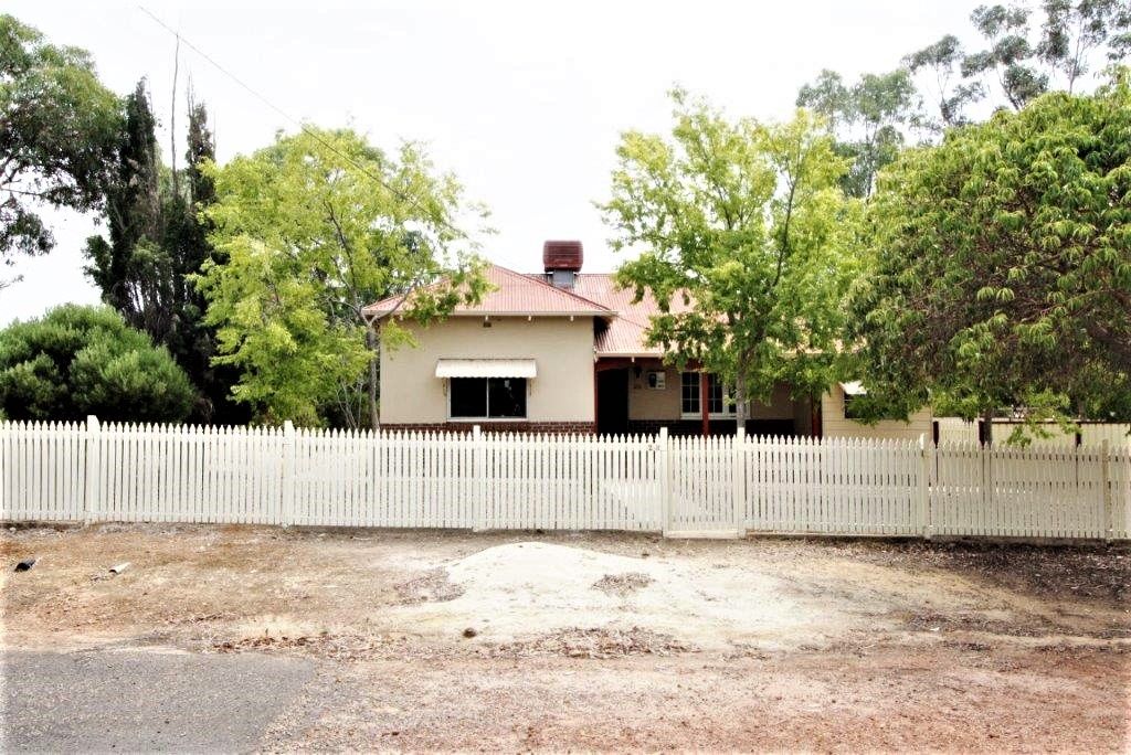 28 Urban, Wagin WA 6315, Image 1