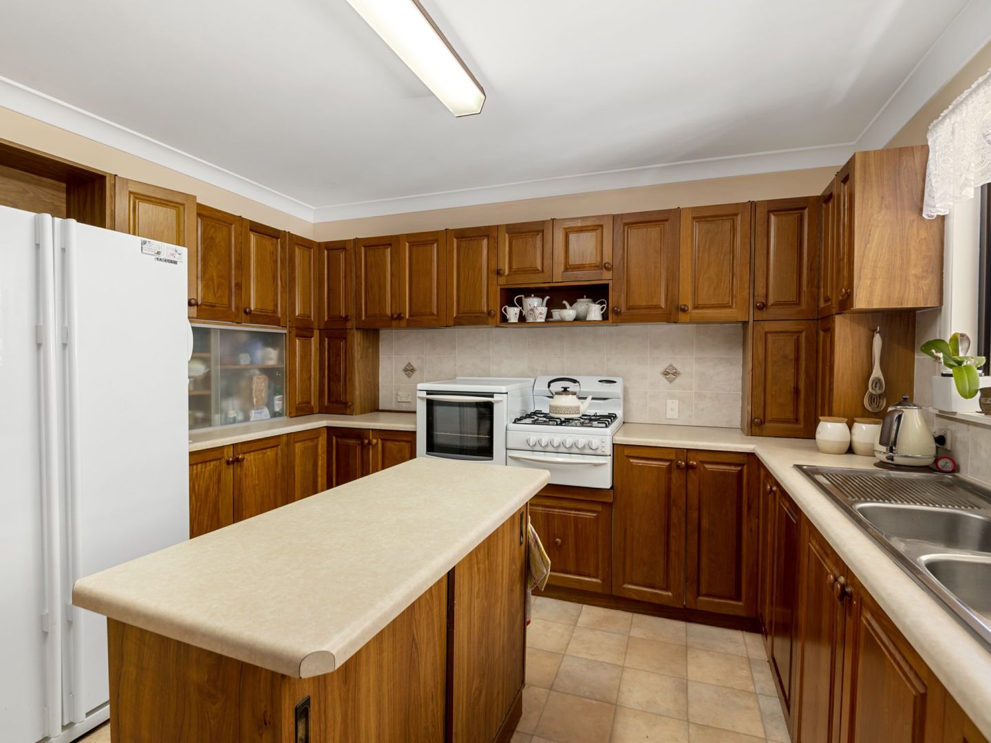 315-329 Wood Street, Warwick QLD 4370, Image 2