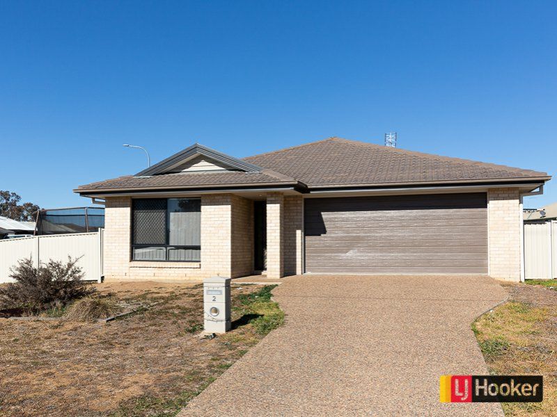 2 Mckinlay Place, Westdale NSW 2340