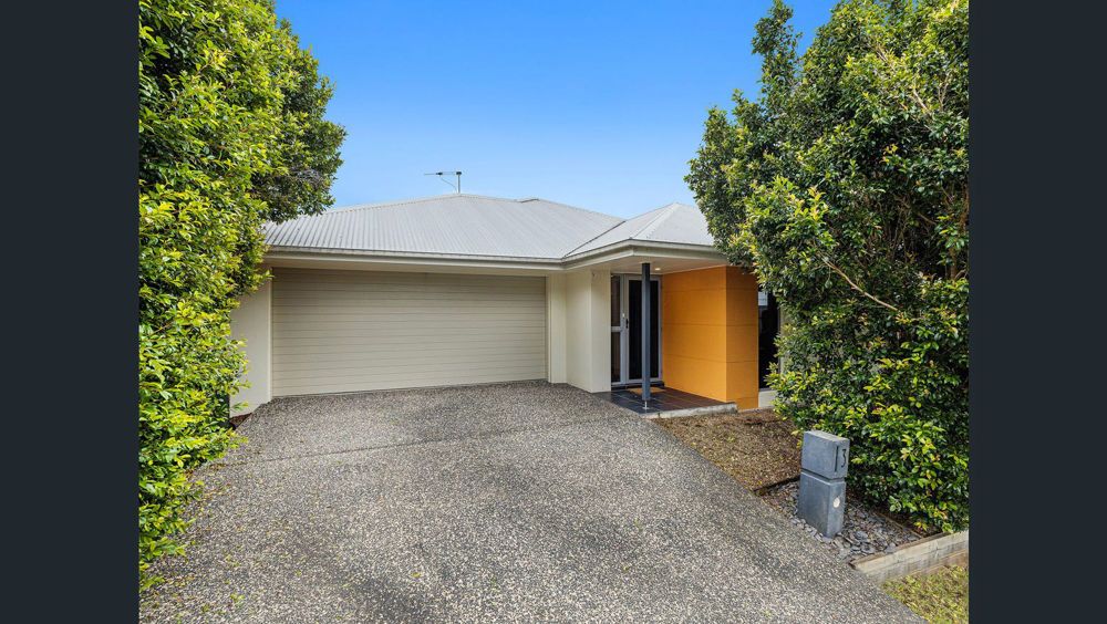 4 bedrooms House in 3 Beazley Circuit BRIDGEMAN DOWNS QLD, 4035