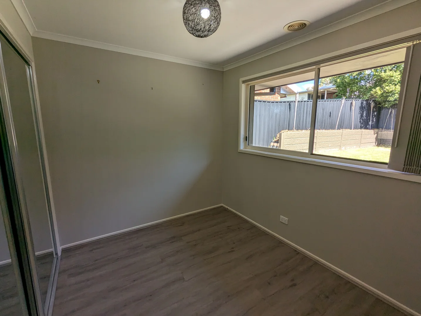 Additional image 10 of 8 McCulloch Crescent, Wodonga VIC 3690