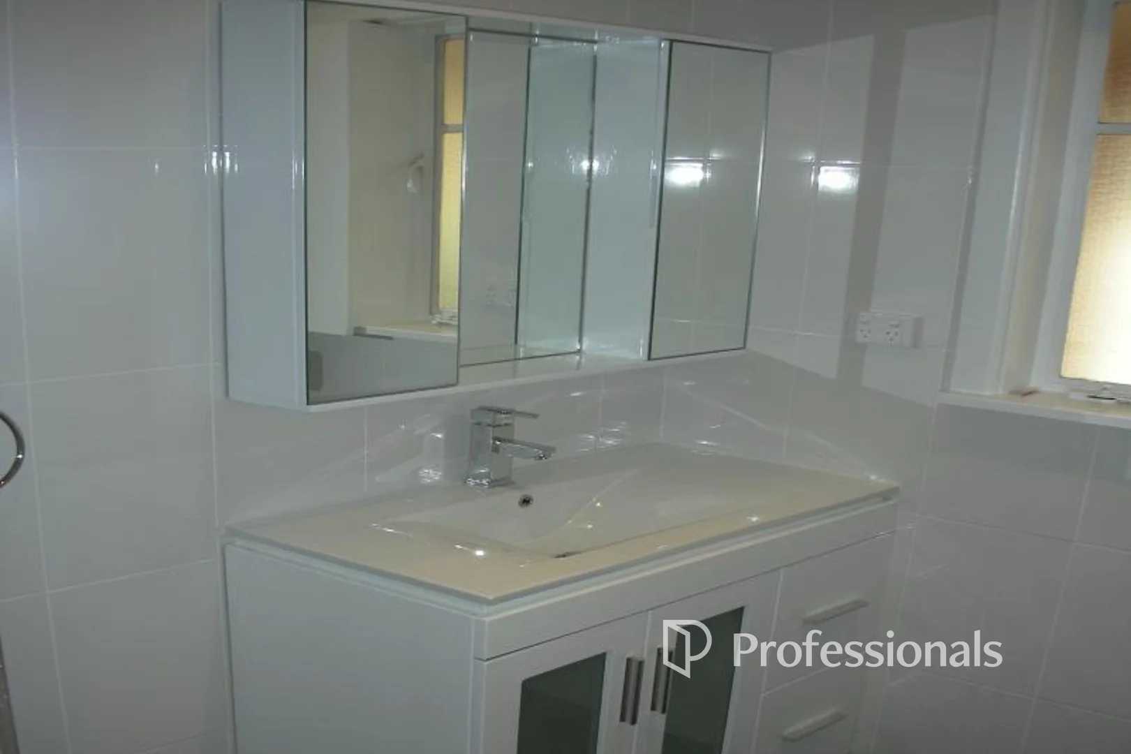 Additional image 5 of 148 Station Street, Burwood VIC 3125