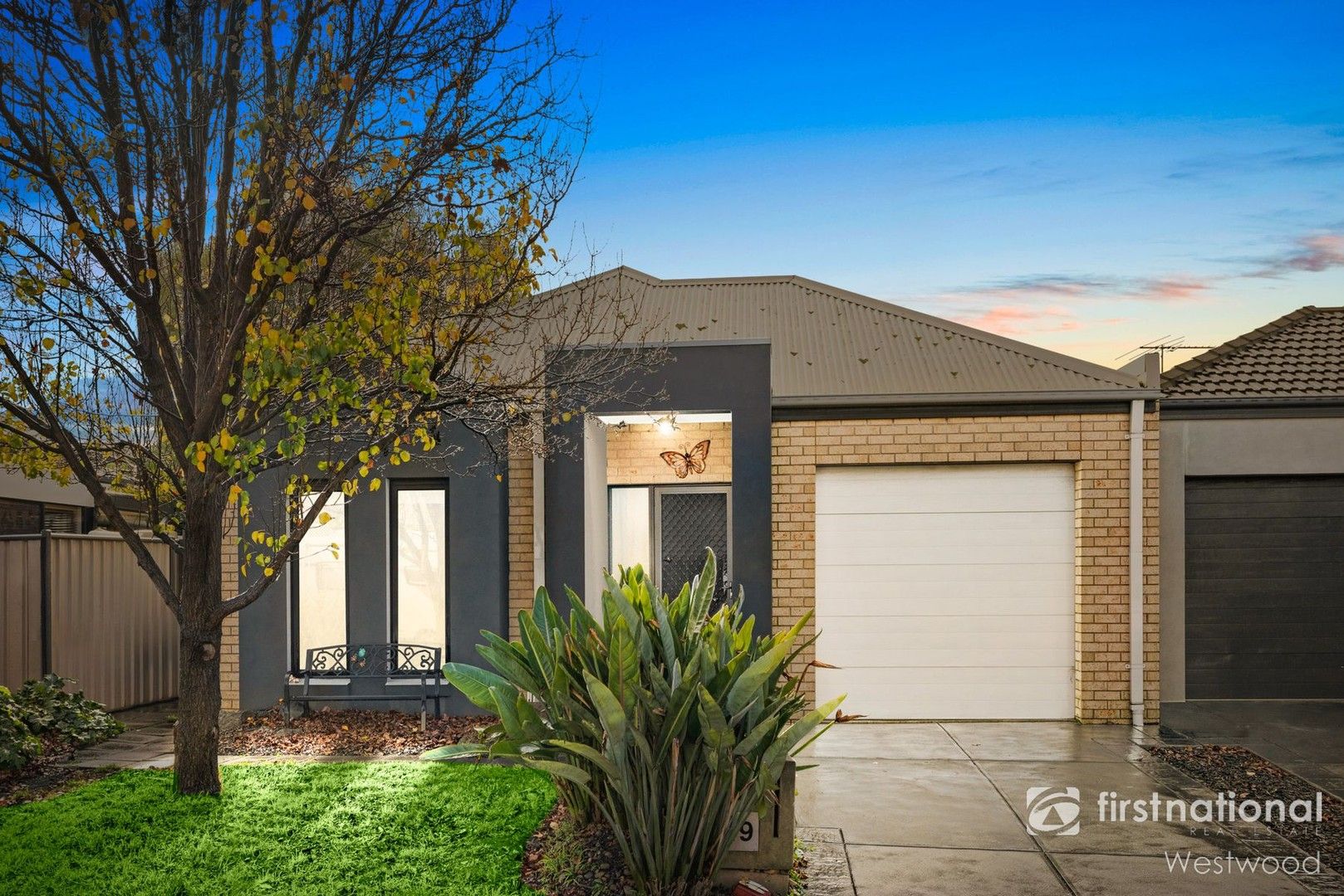 19 Nottingham Crescent, Tarneit VIC 3029, Image 0