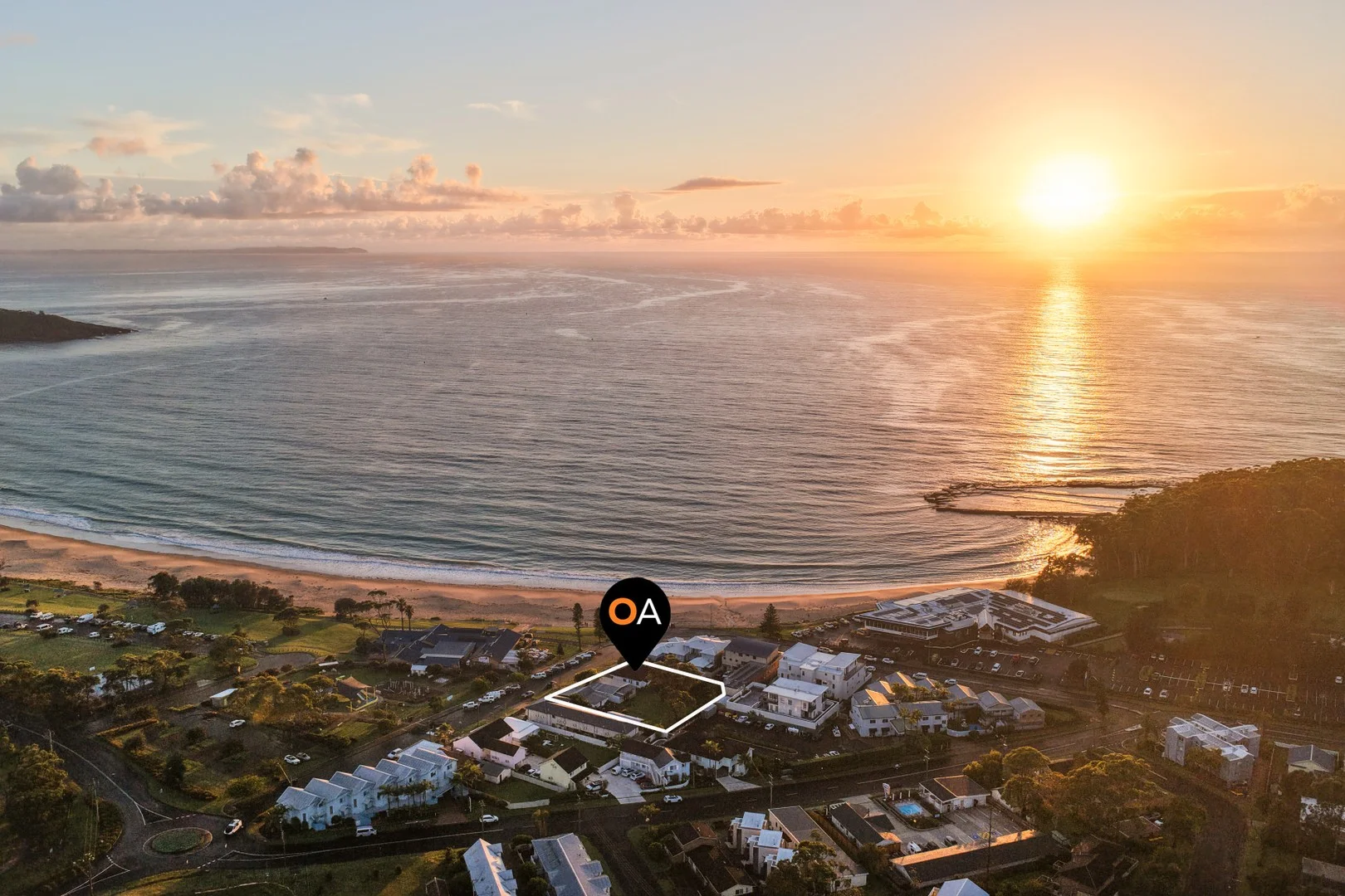 Primary image of 72-76 Ocean Street, Mollymook NSW 2539