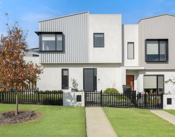 35 Soho Boulevard, Berwick VIC 3806