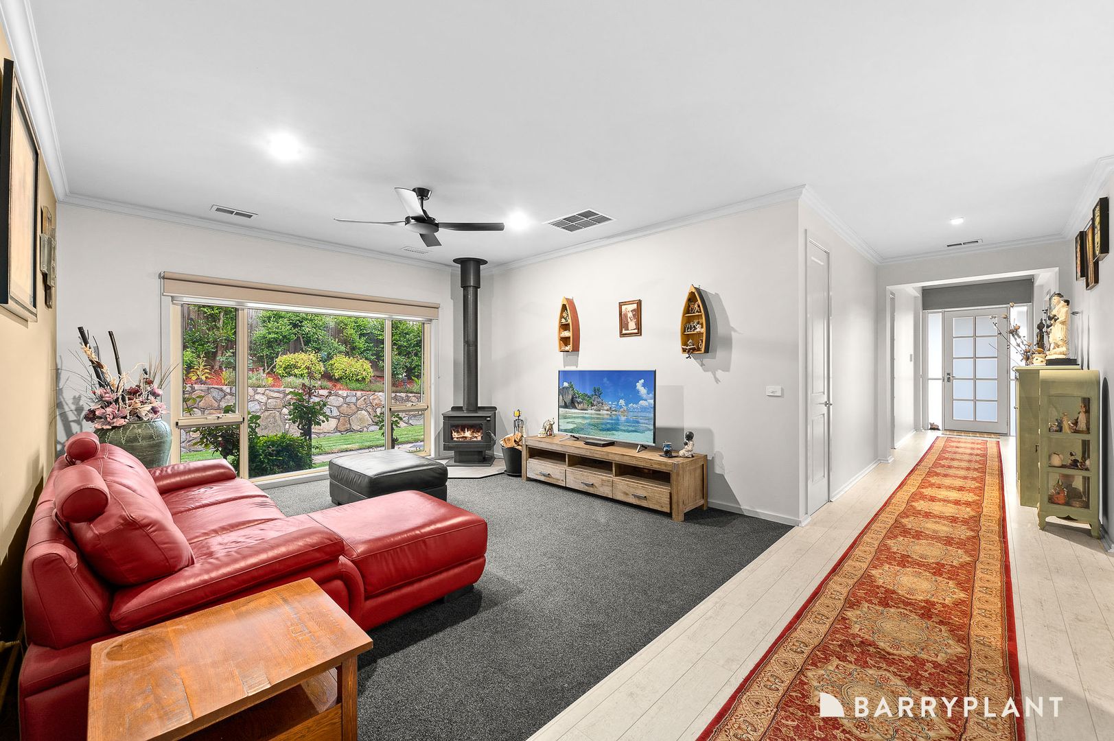 9 Woods Point Drive, Beaconsfield VIC 3807, Image 2