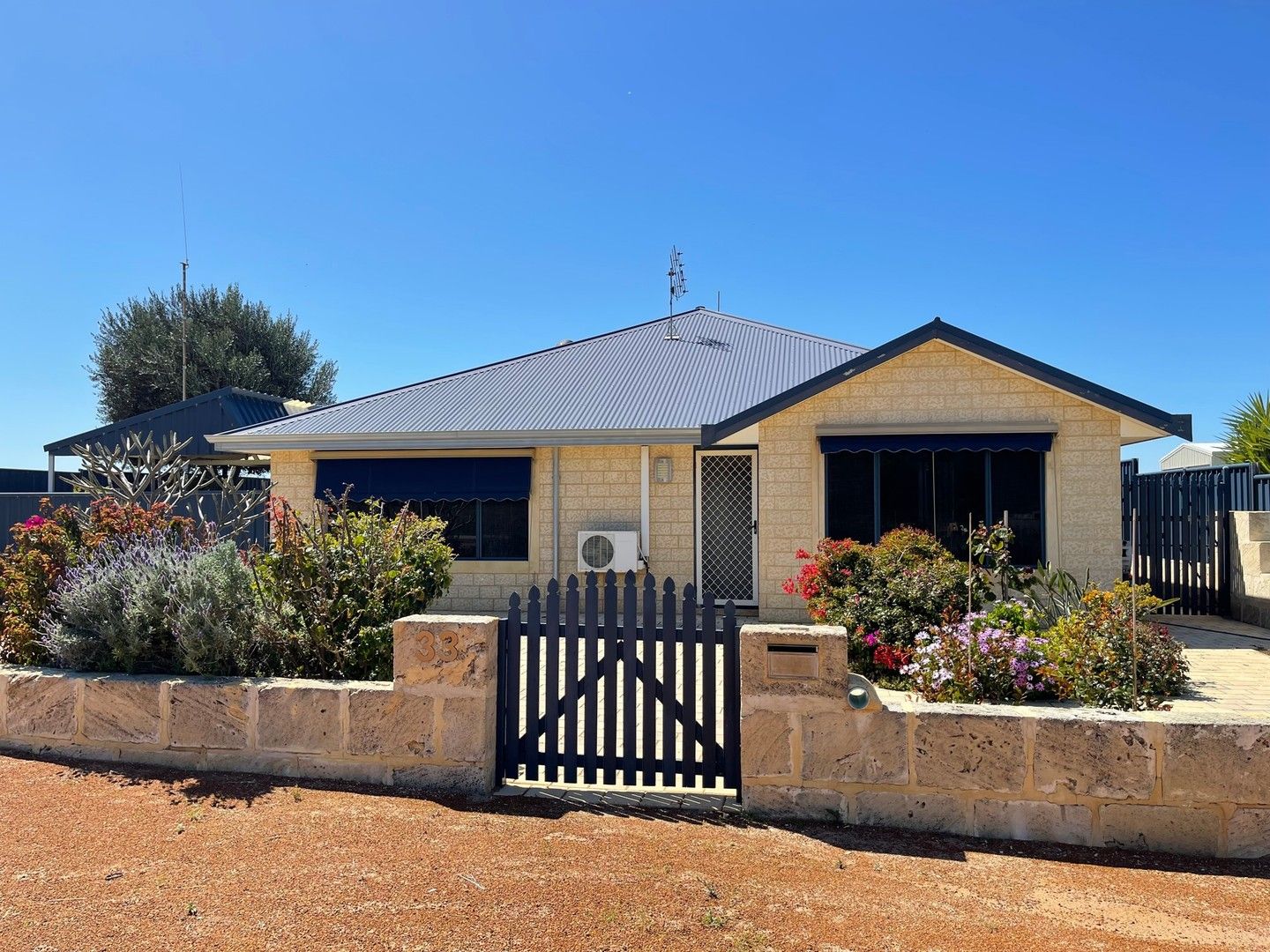 33 Premier Circle, Dongara WA 6525, Image 0