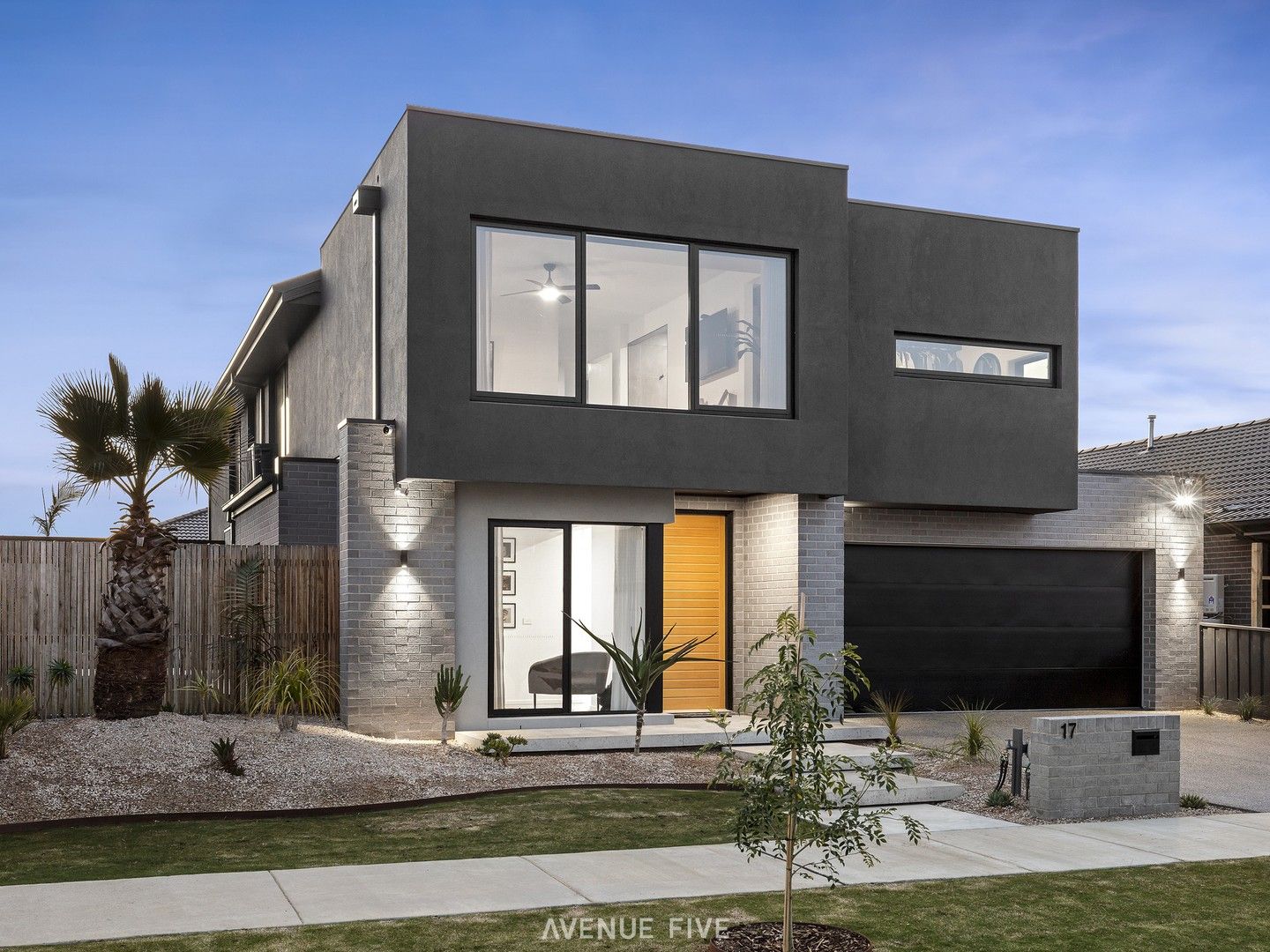 4 bedrooms House in 17 Pemberton Street MOUNT DUNEED VIC, 3217