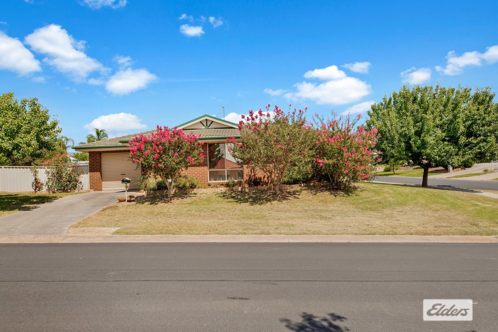 6 Pickering Place, Wodonga VIC 3690, Image 1