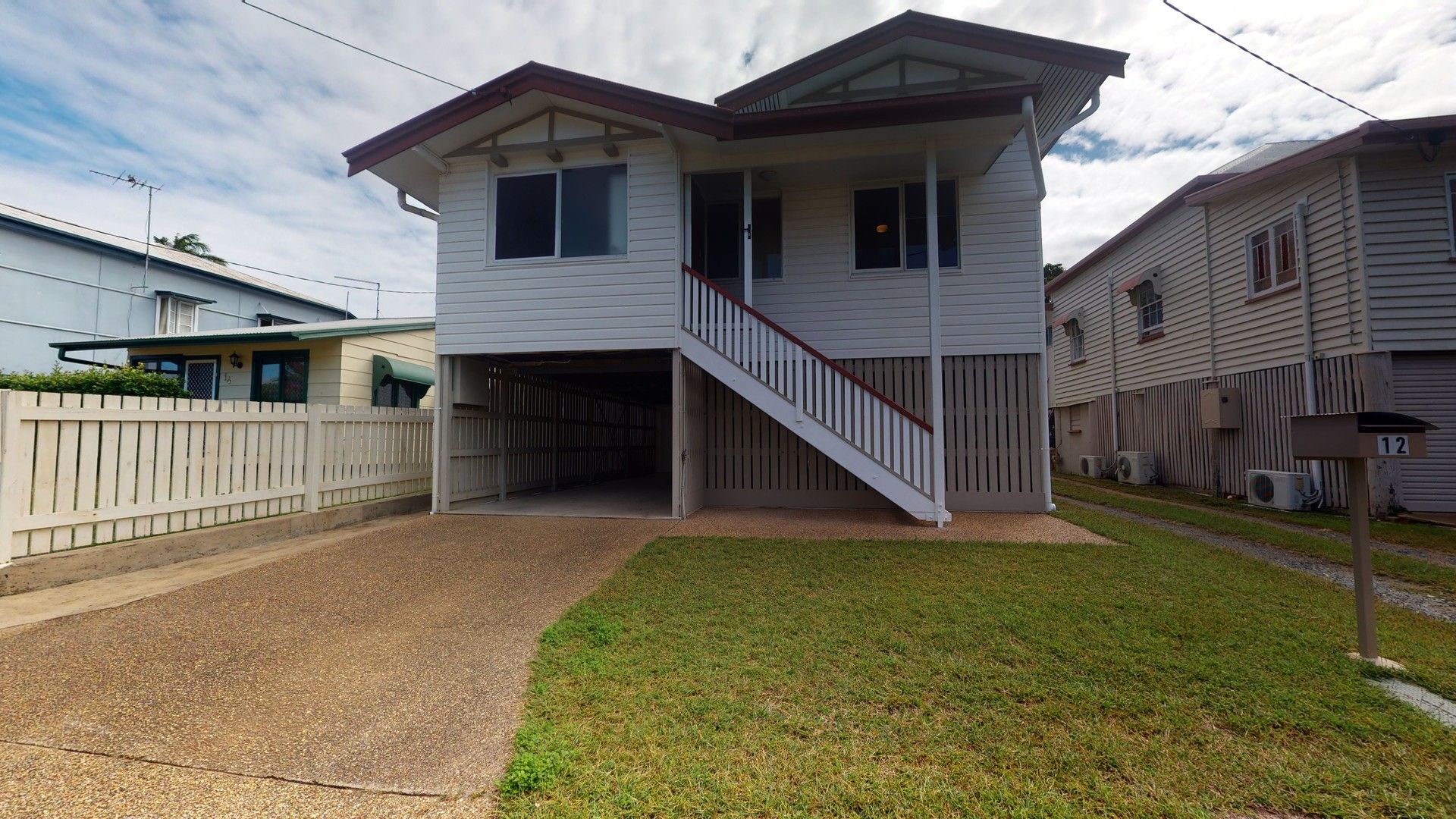 3 bedrooms House in 12 Sedborough Street THE RANGE QLD, 4700