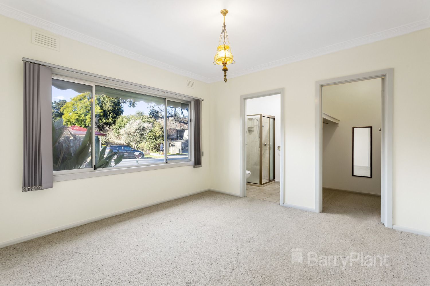 10 Kambea Crescent, Viewbank VIC 3084, Image 1