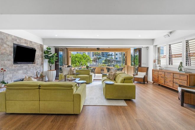 1/10 Peerless Avenue Mermaid Beach 4218 - Image 3