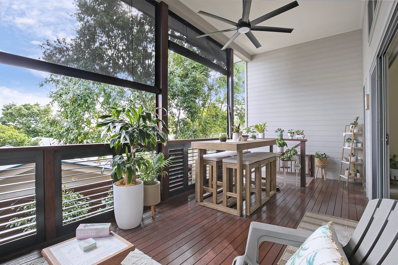 3 bedrooms Townhouse in 6/23 Cambridge Street CARINA HEIGHTS QLD, 4152