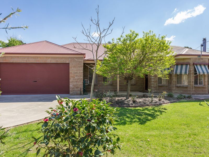 33 Dixon Street, Stratford VIC 3862, Image 1