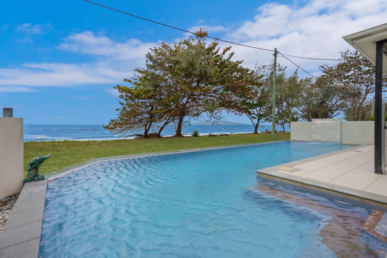 89 Cay Street, Saunders Beach QLD 4818, Image 2