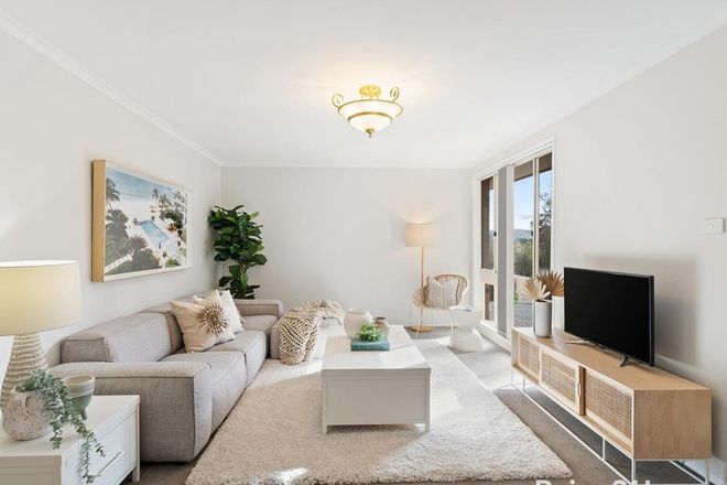 Picture of 28 White Cedar Close, GREEN POINT NSW 2251