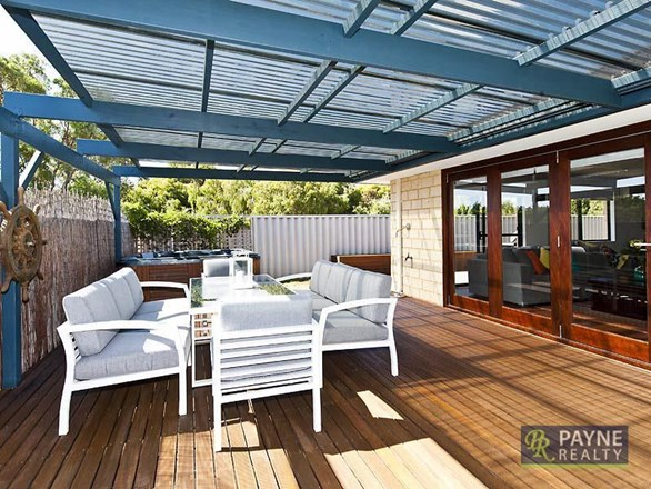 2 Langston Close, Port Kennedy WA 6172