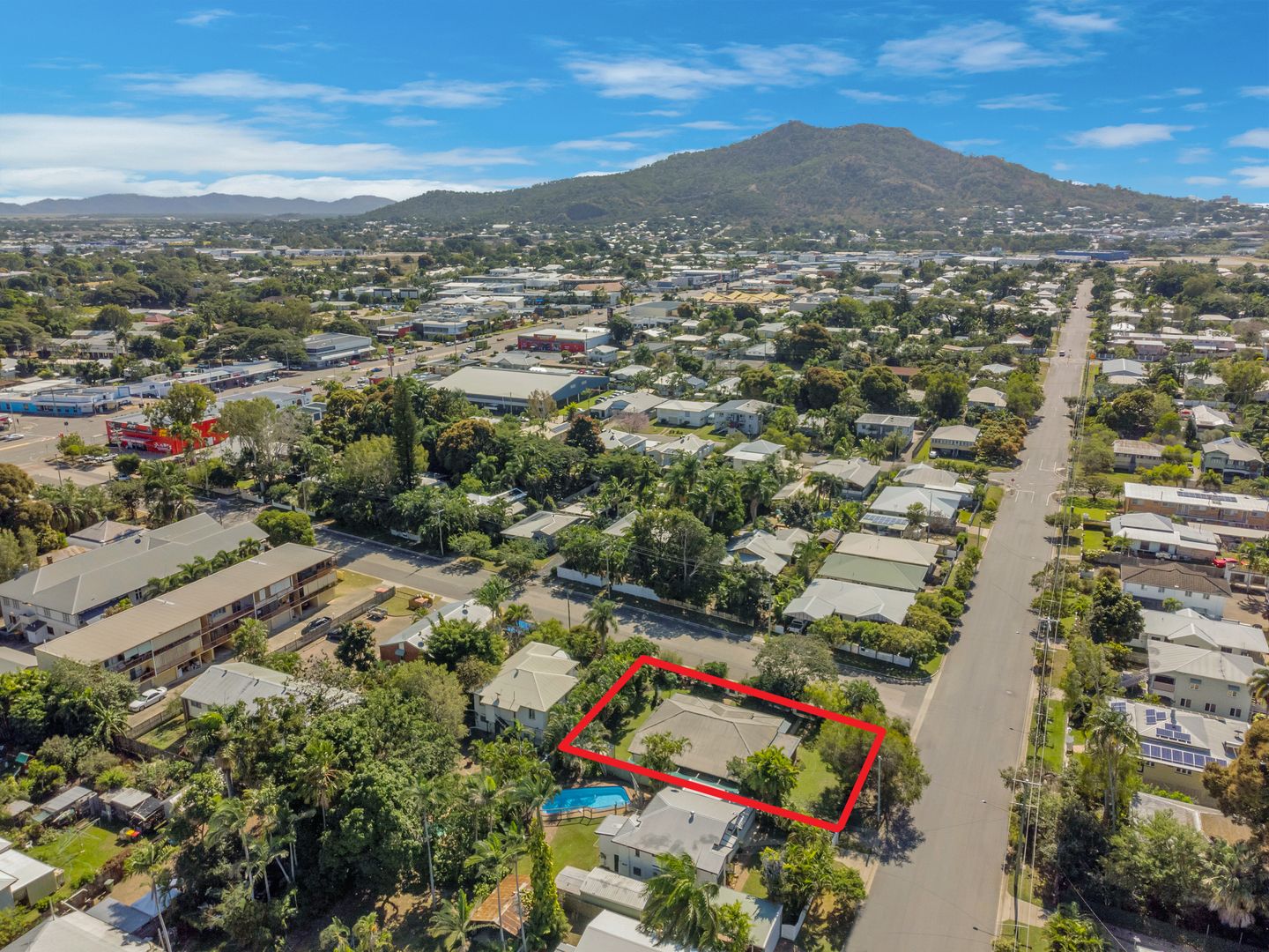 20 The Avenue, Hermit Park QLD 4812, Image 1