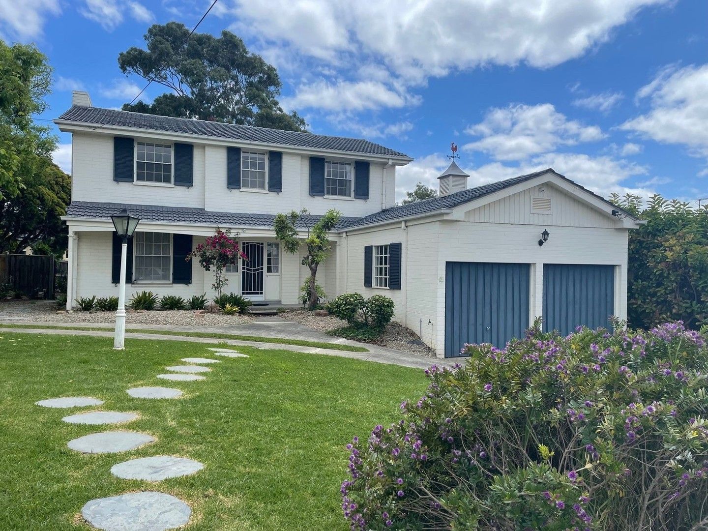 4 bedrooms House in 11 Crawford Road TEMPLESTOWE LOWER VIC, 3107