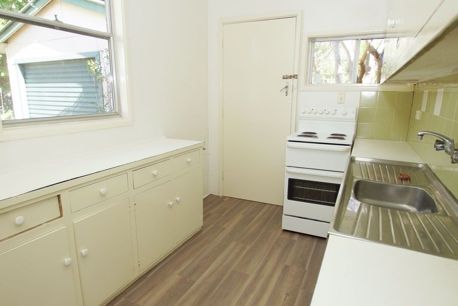 4 bedrooms House in 24 Nightingale Street WOOLGOOLGA NSW, 2456