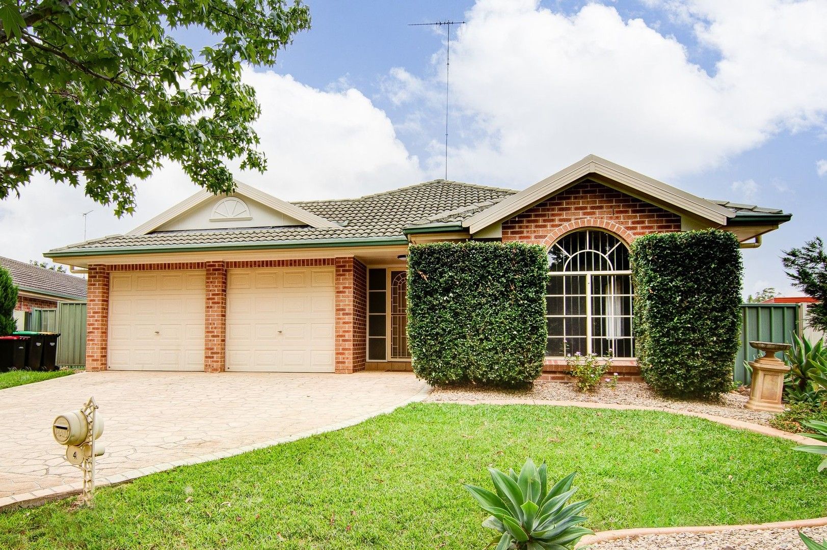 4 Hillside Circuit, Cranebrook NSW 2749 House For Rent 700 Domain