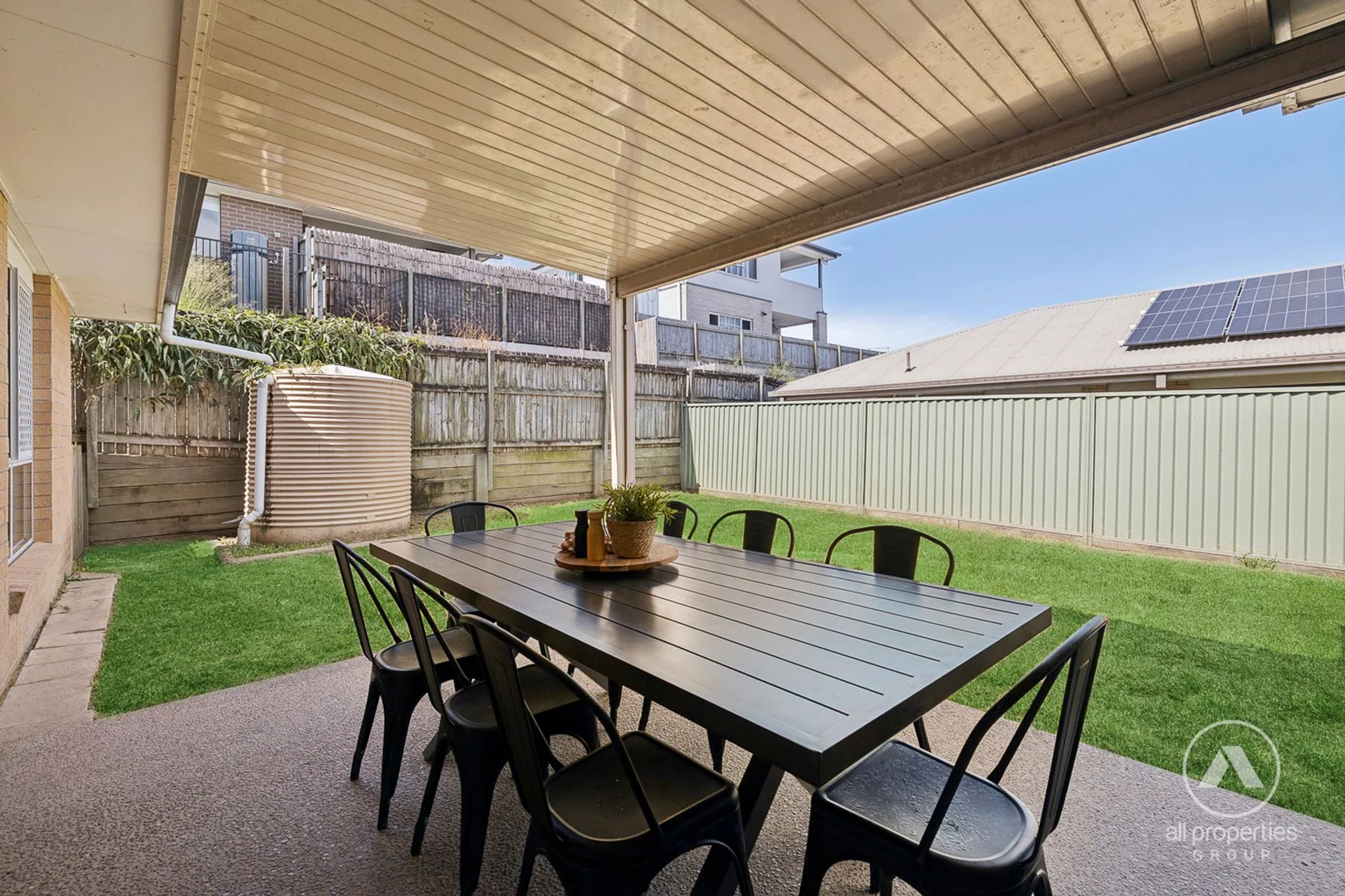 Additional image 20 of 16 Hill End Avenue, Hillcrest QLD 4118