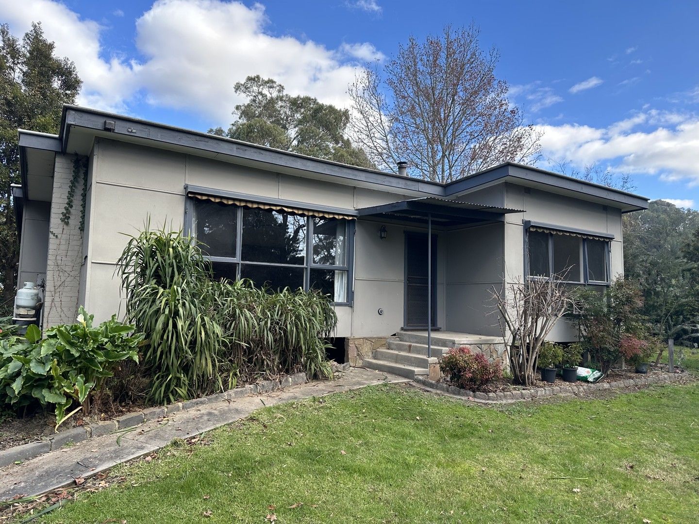 1860 Warburton Highway, Woori Yallock VIC 3139 House For Rent Domain