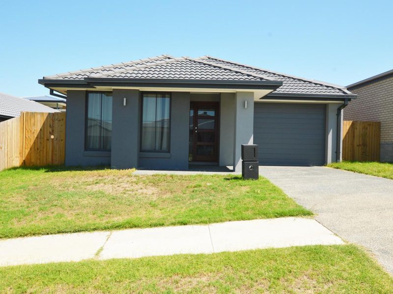 8 Jersey Crescent, Springfield Lakes QLD 4300