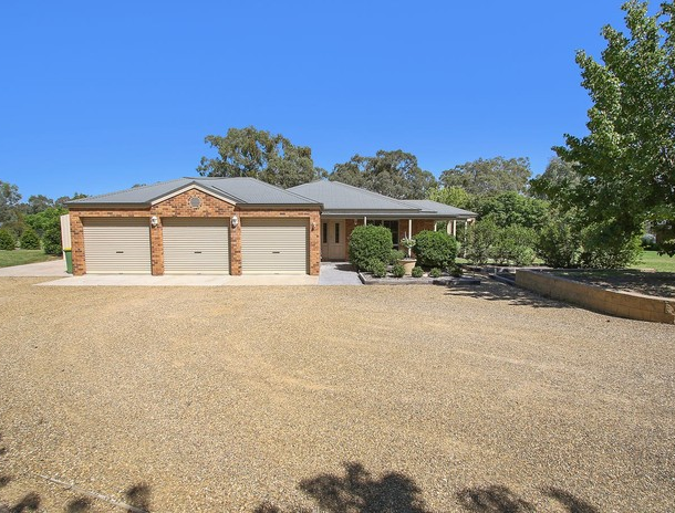 15 Gale Court, Thurgoona NSW 2640