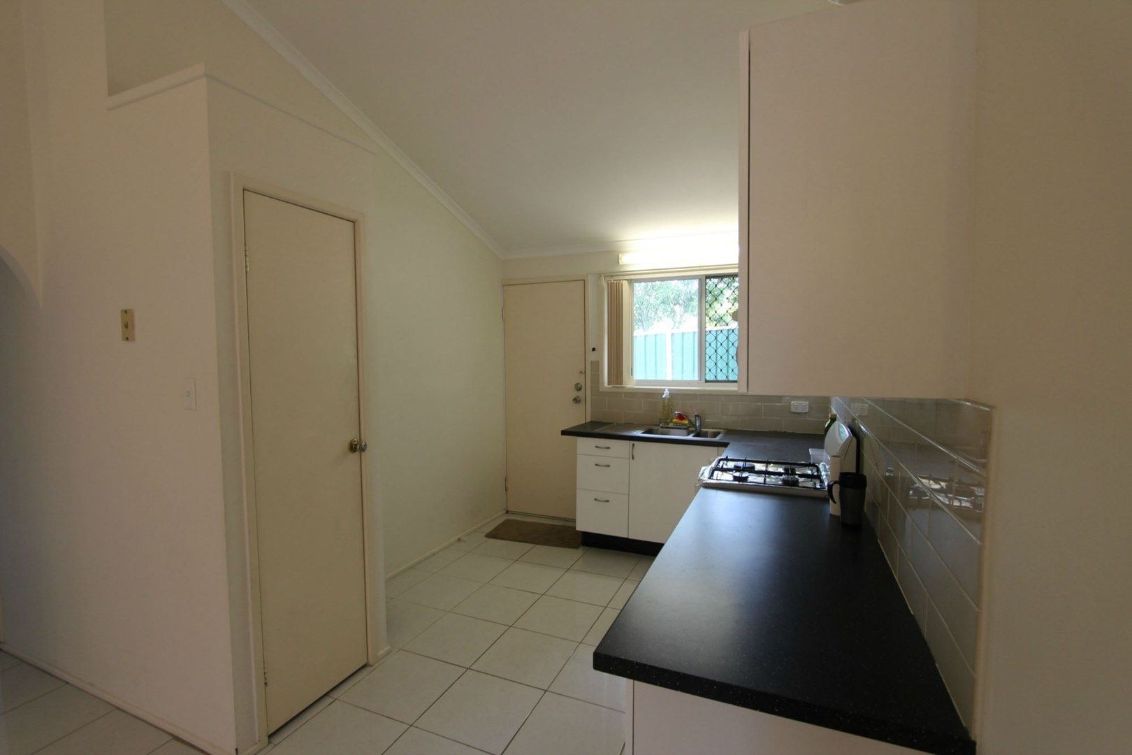 2 bedrooms Townhouse in 4/94 Queens Road SLACKS CREEK QLD, 4127