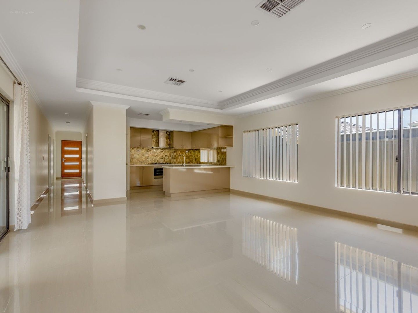 4 bedrooms House in 6 Australorp Street SOUTHERN RIVER WA, 6110