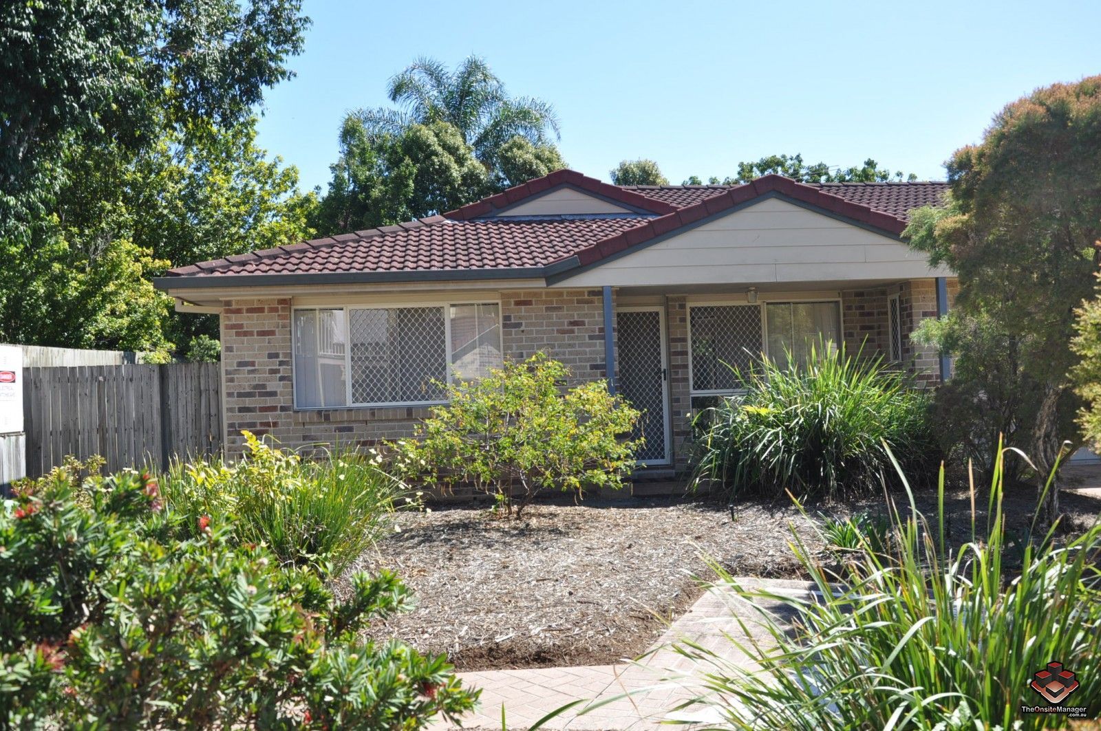 3 bedrooms Villa in 45/45 Farne Street SUNNYBANK HILLS QLD, 4109