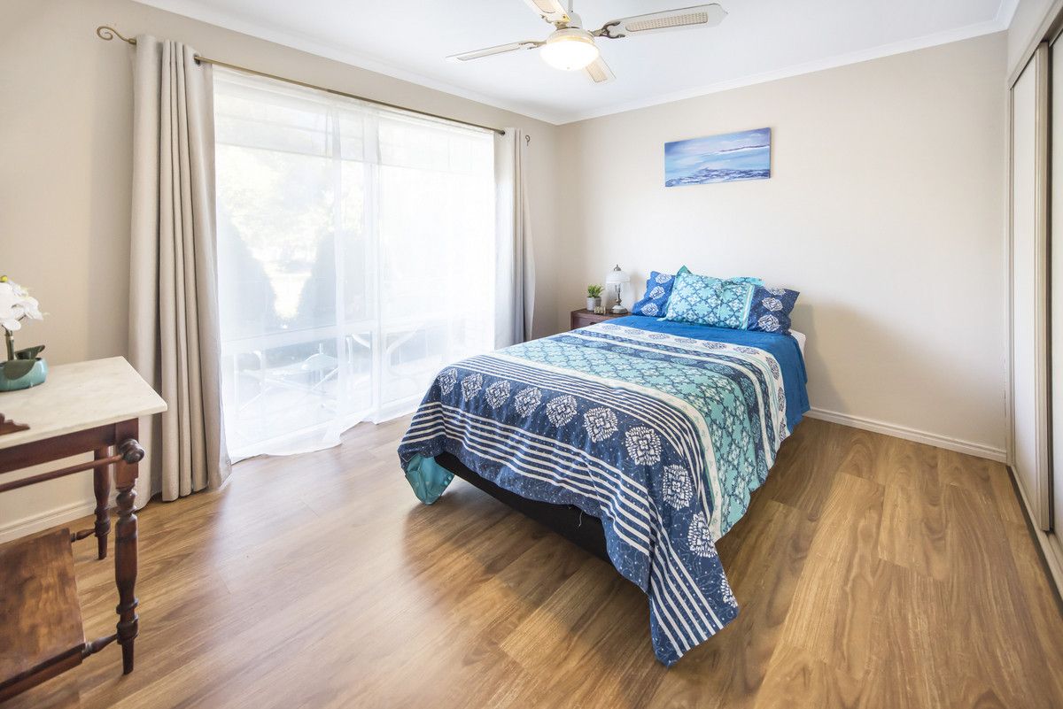 4 Gillies Close, Caloundra West QLD 4551, Image 1