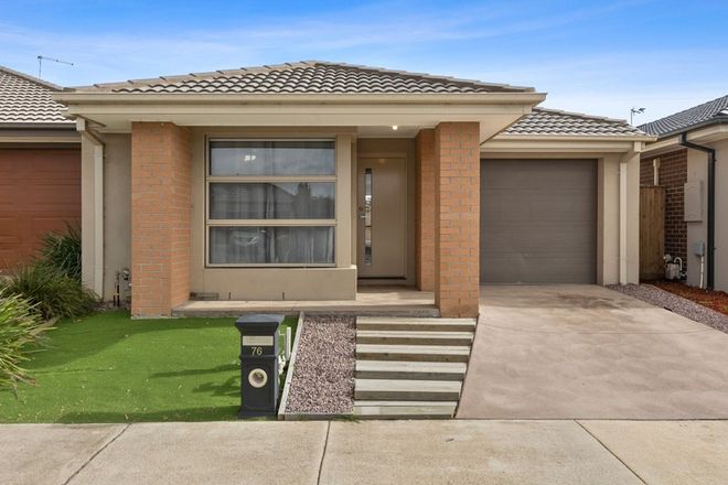 Picture of 76 Bramley Avenue, CHARLEMONT VIC 3217
