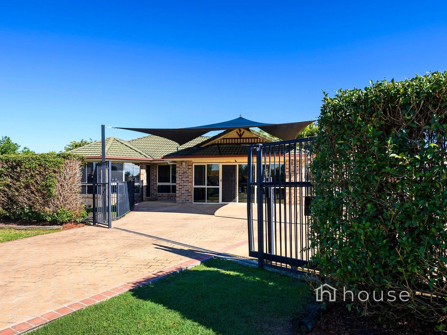 9 Cressbrook Court, Meadowbrook QLD 4131, Image 0