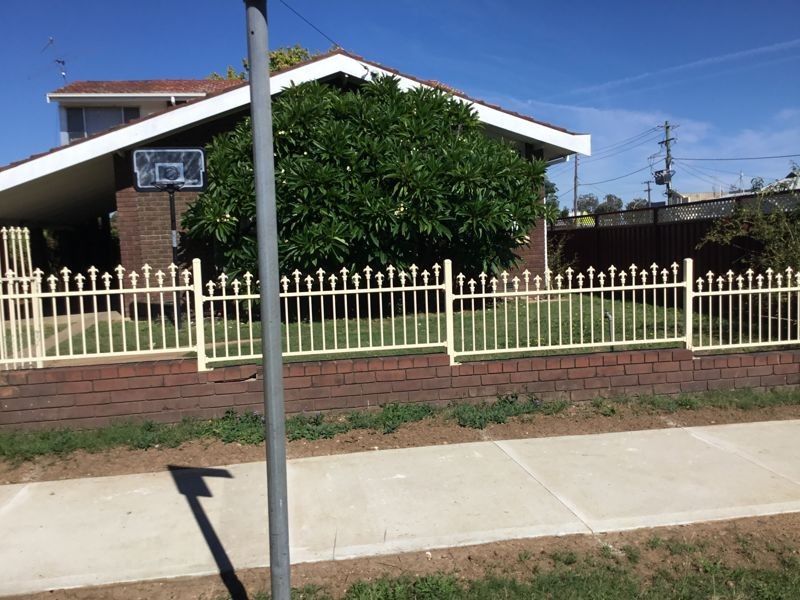 4 bedrooms House in 73 Denison Street TAMWORTH NSW, 2340