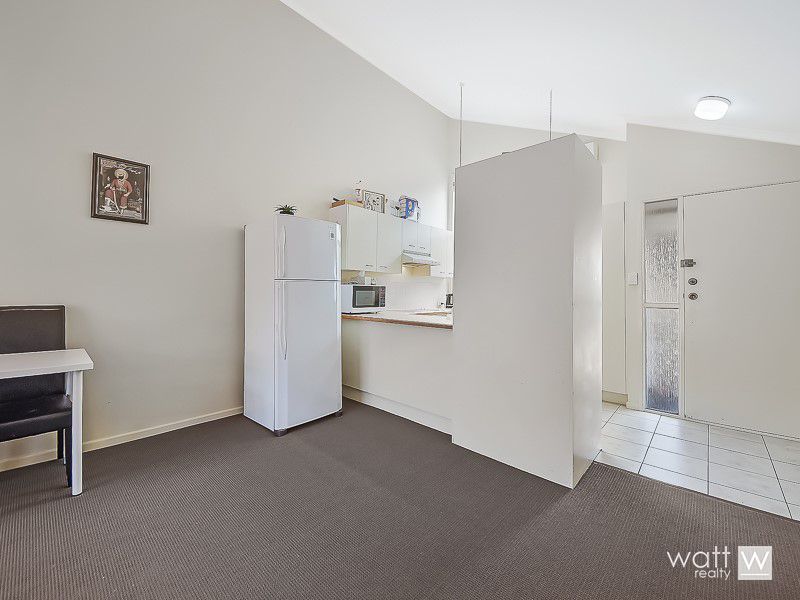 15/16 Stay Place, Carseldine QLD 4034, Image 2