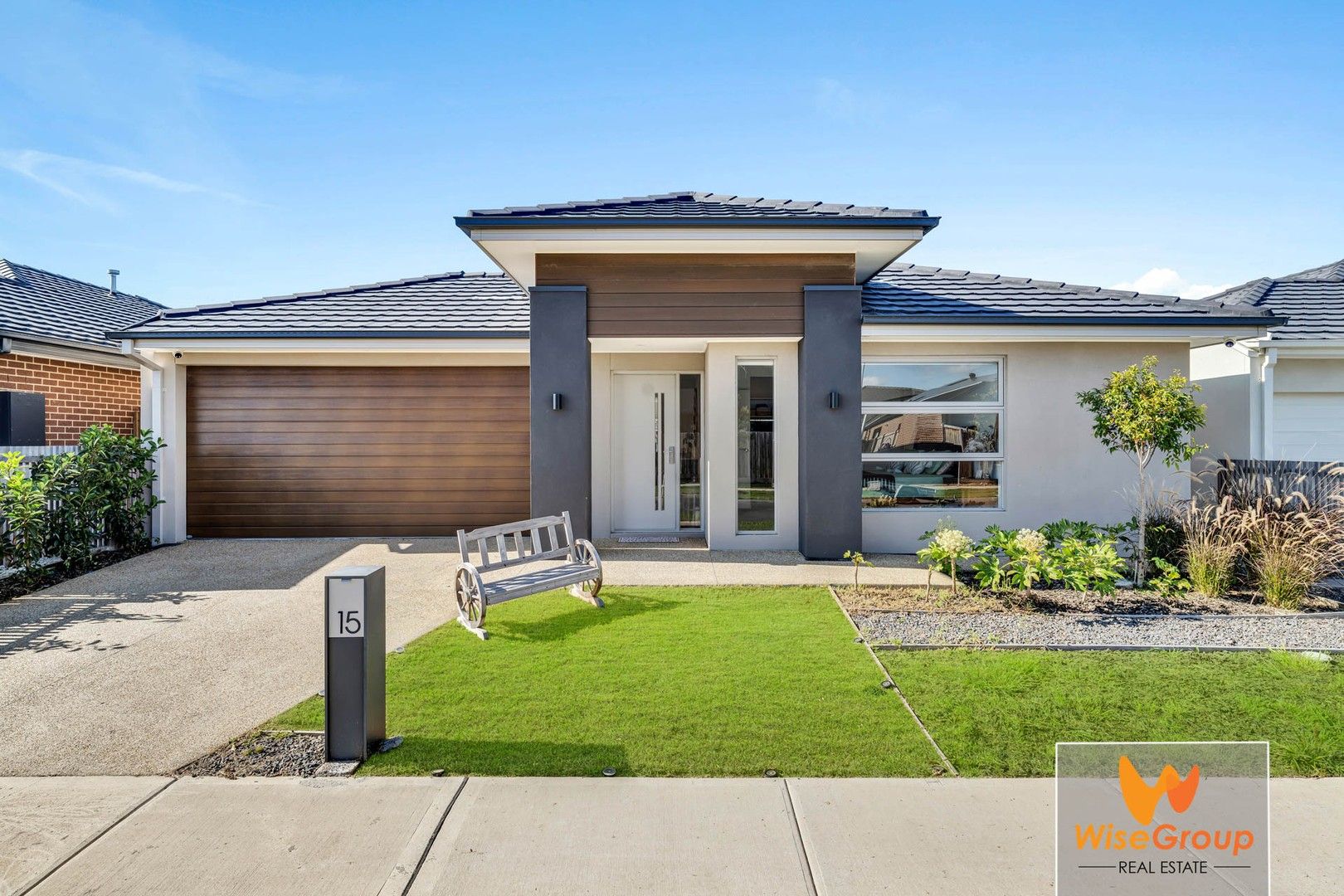 15 Lensing Street, Clyde North VIC 3978, Image 0