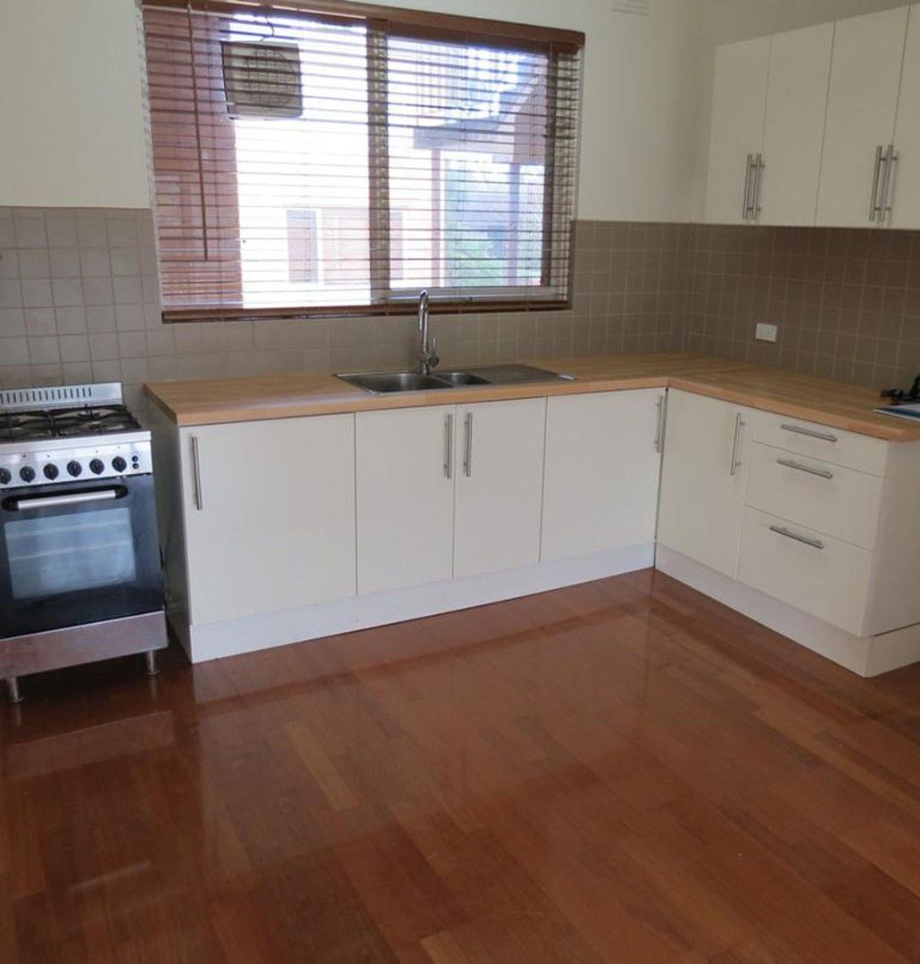 2 bedrooms Apartment / Unit / Flat in 5/53 Tennyson Street ELWOOD VIC, 3184