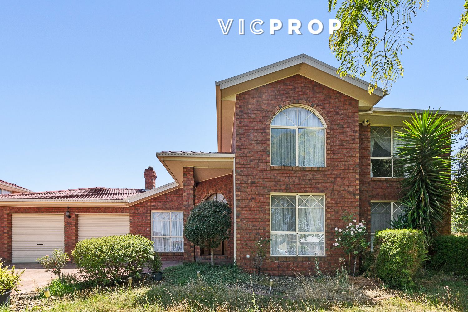 5 bedrooms House in 93 Wattle Valley Drive HILLSIDE VIC, 3037