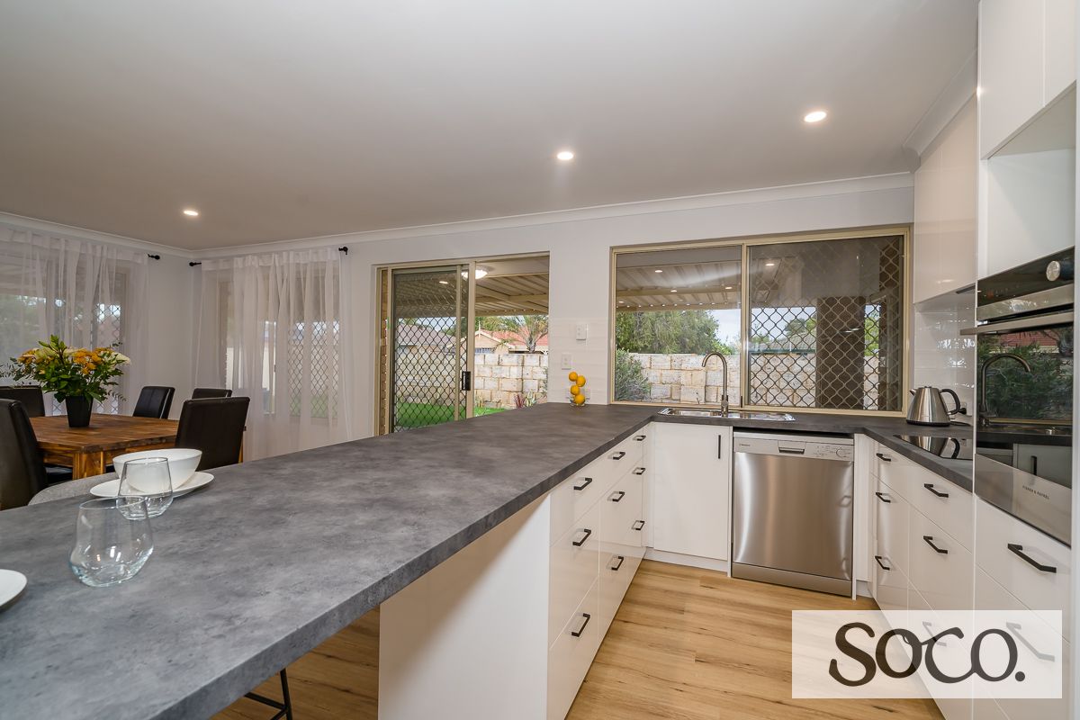 3 bedrooms House in 17 Charnley Gardens WAIKIKI WA, 6169