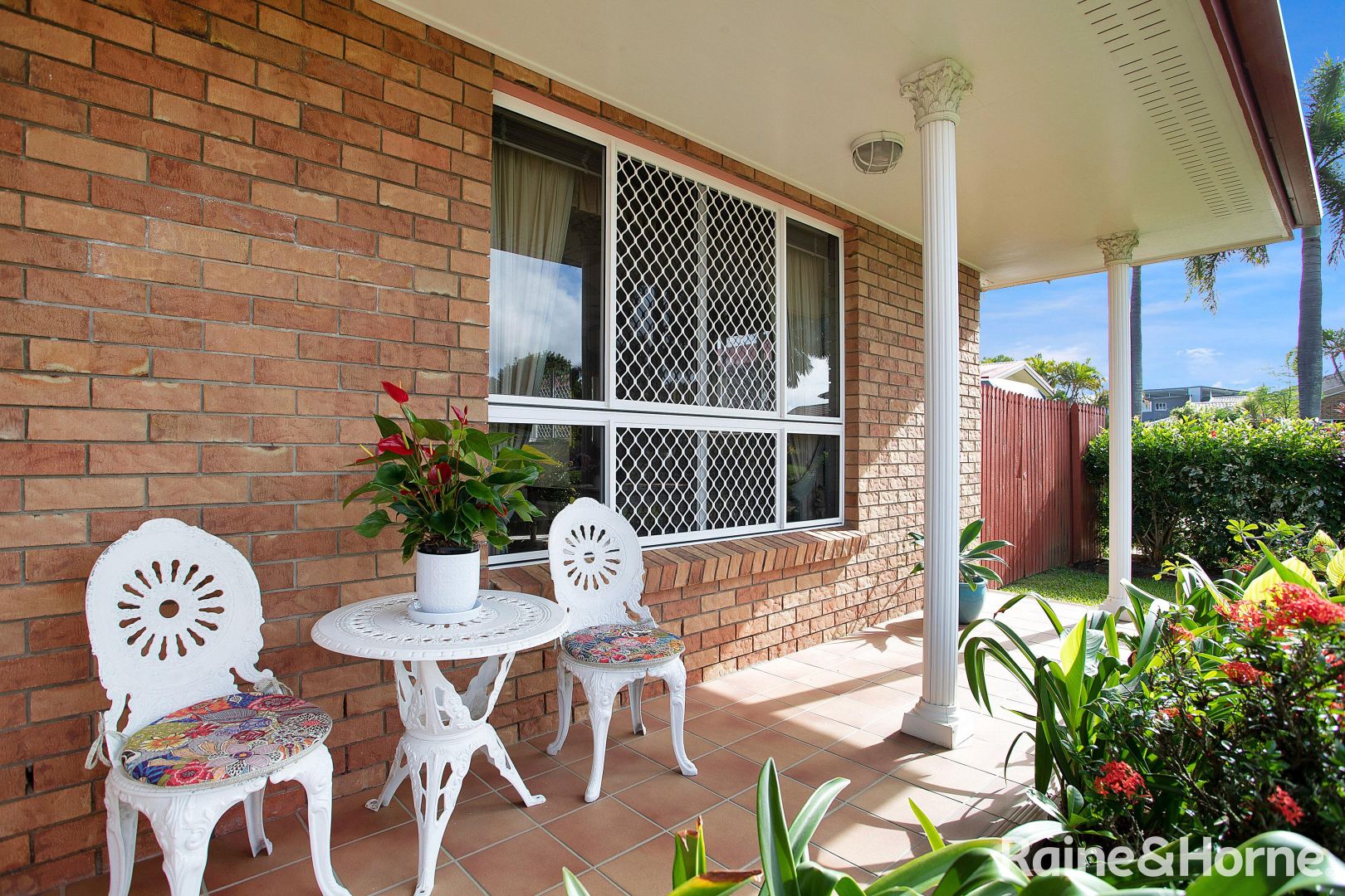 6 Glenhorn Close, West Mackay QLD 4740, Image 2