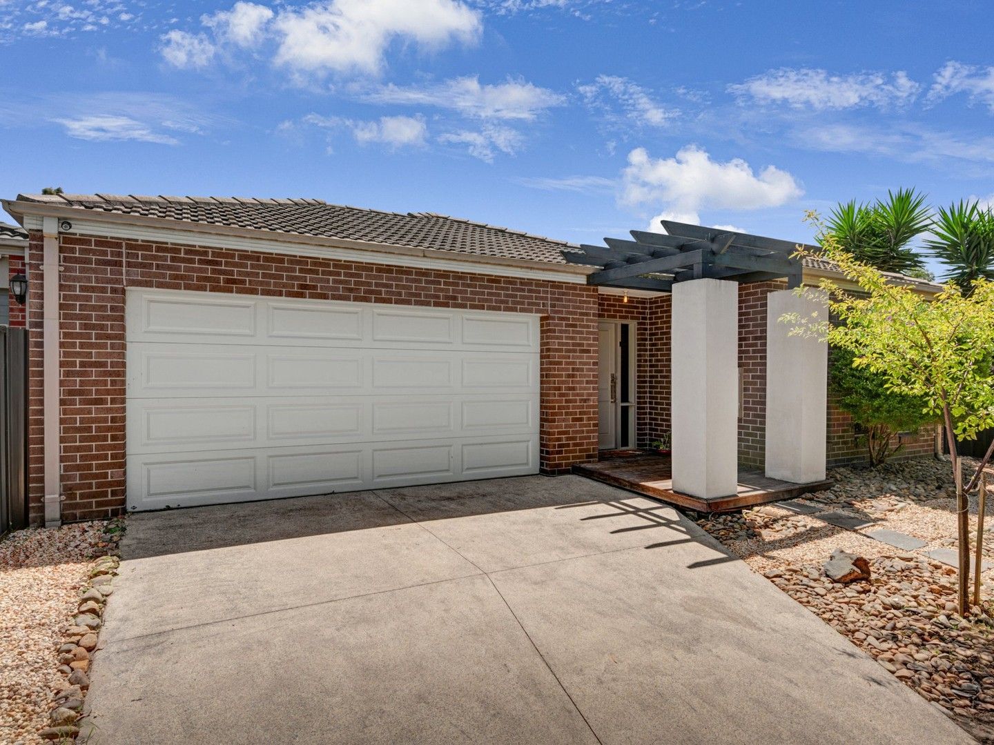 7 Moss Street, Cranbourne North VIC 3977, Image 0